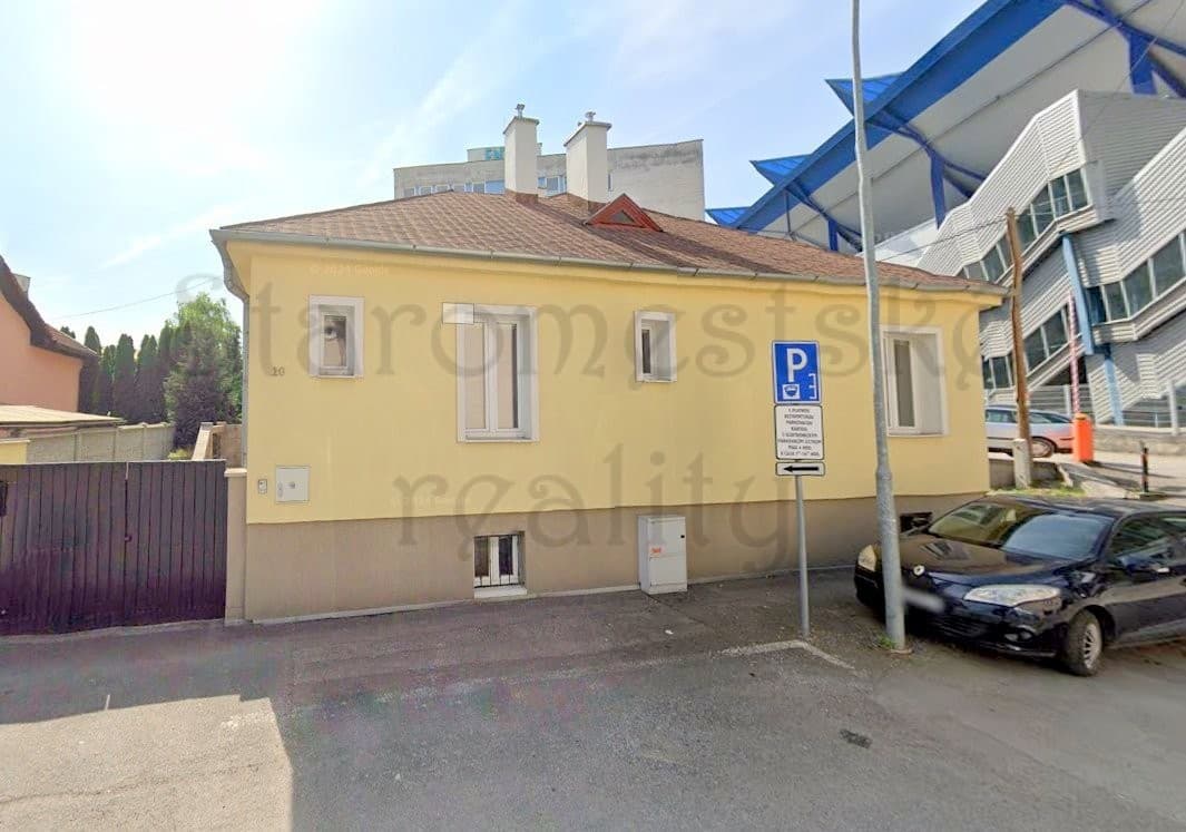 Rodinný dom Nerudova s krásnou záhradkou náhľad 2