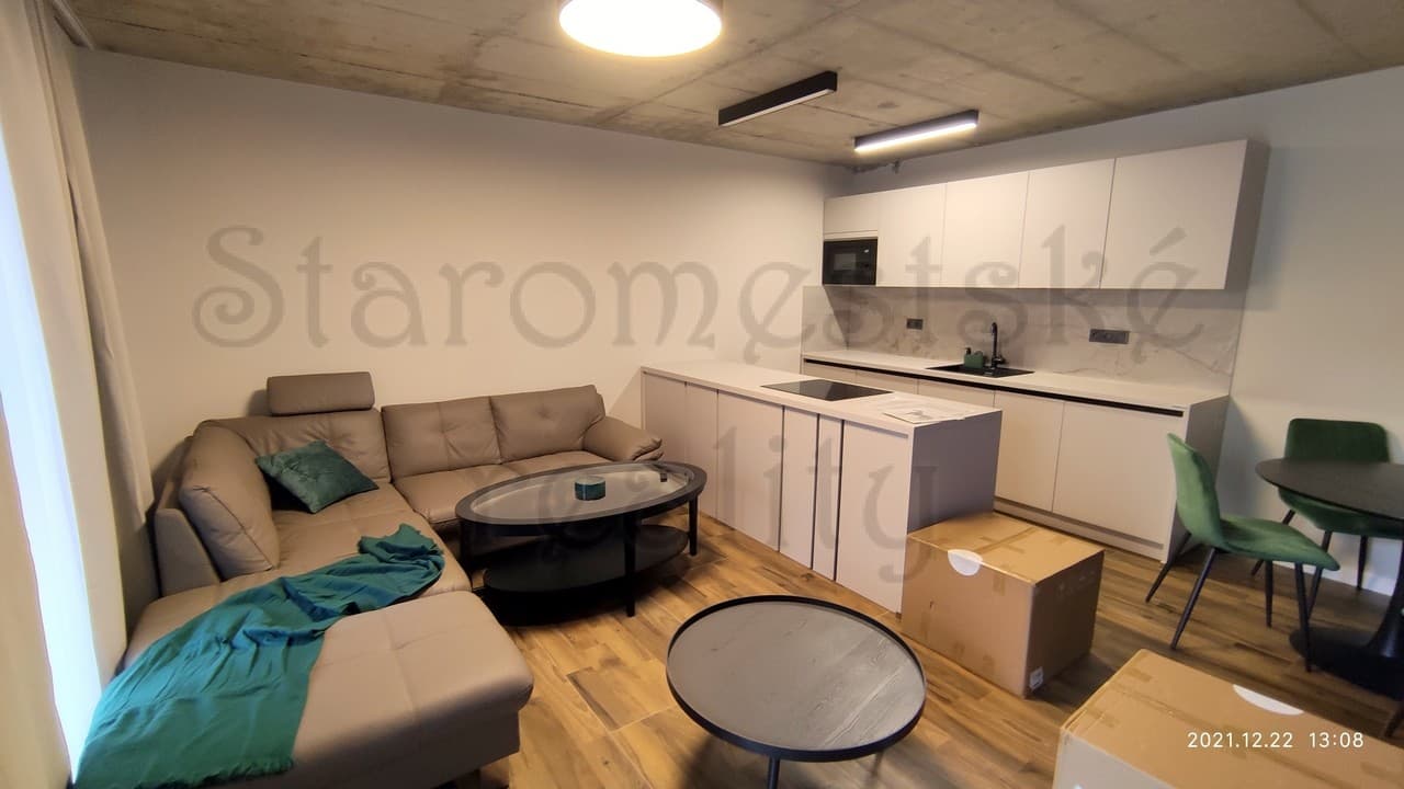 2-izb, PRENÁJOM Kováčska, 1/3 s parkovacím miestom - Obrázok 1