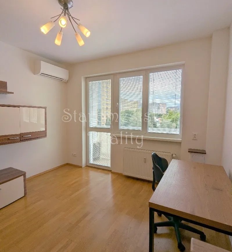3izb.67m2, 4/5, ČSA, St.mesto náhľad 2