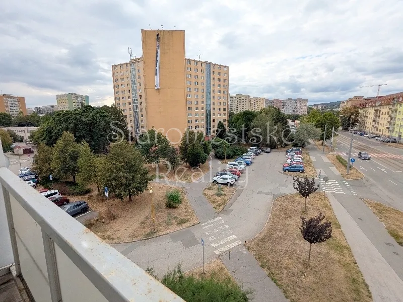 3izb.67m2, 4/5, ČSA, St.mesto náhľad 11